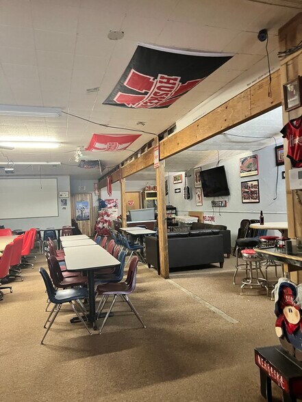 134 E 2nd St, Leigh, NE à vendre - Photo du bâtiment - Image 3 de 9