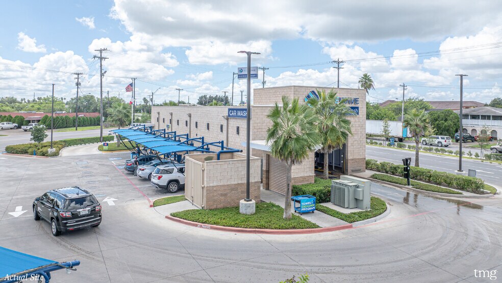 7115 Padre Island Hwy, Brownsville, TX à vendre - Photo du bâtiment - Image 2 de 6