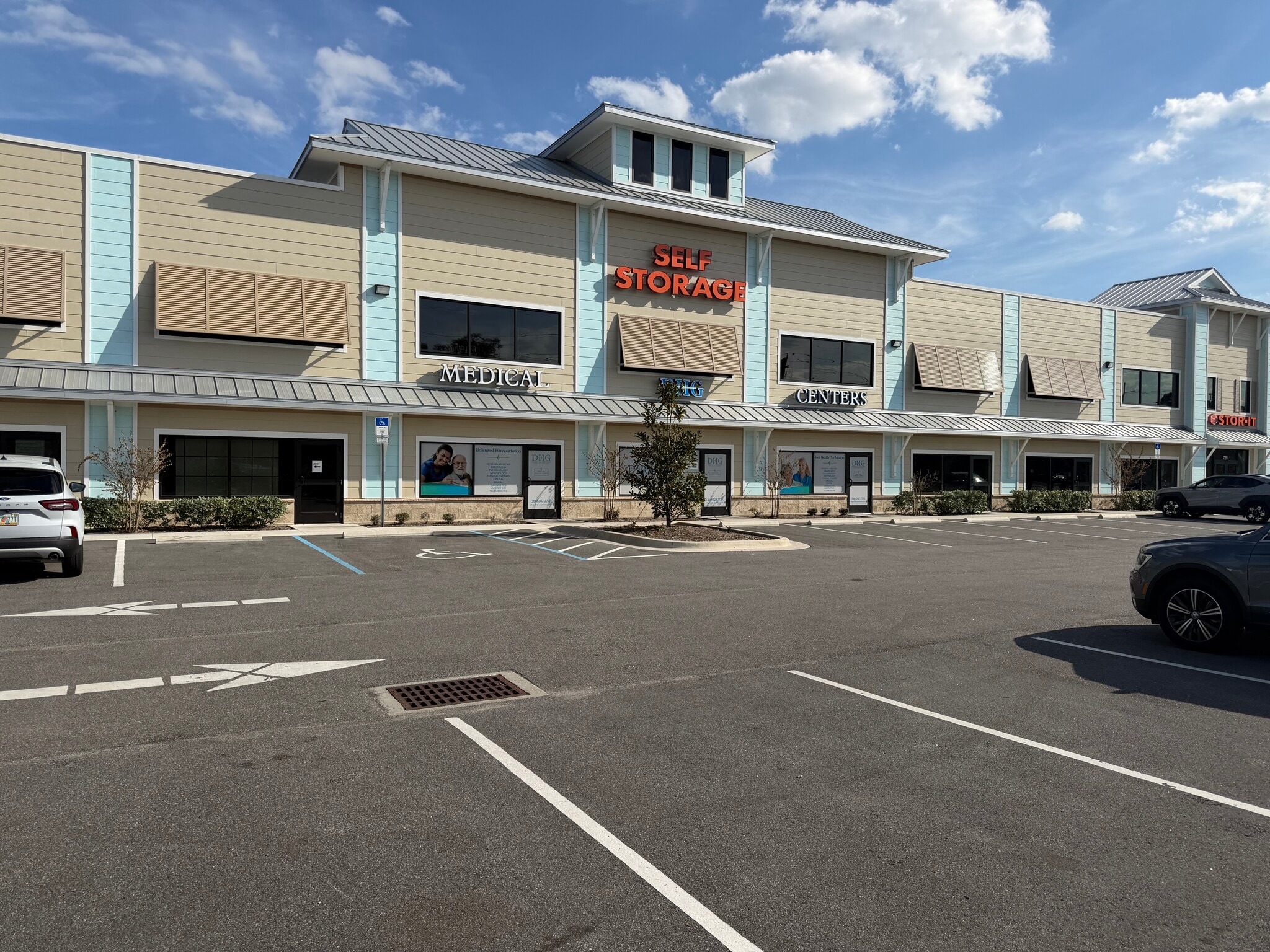 720 Dunlawton Ave, Port Orange, FL for lease Primary Photo- Image 1 of 6