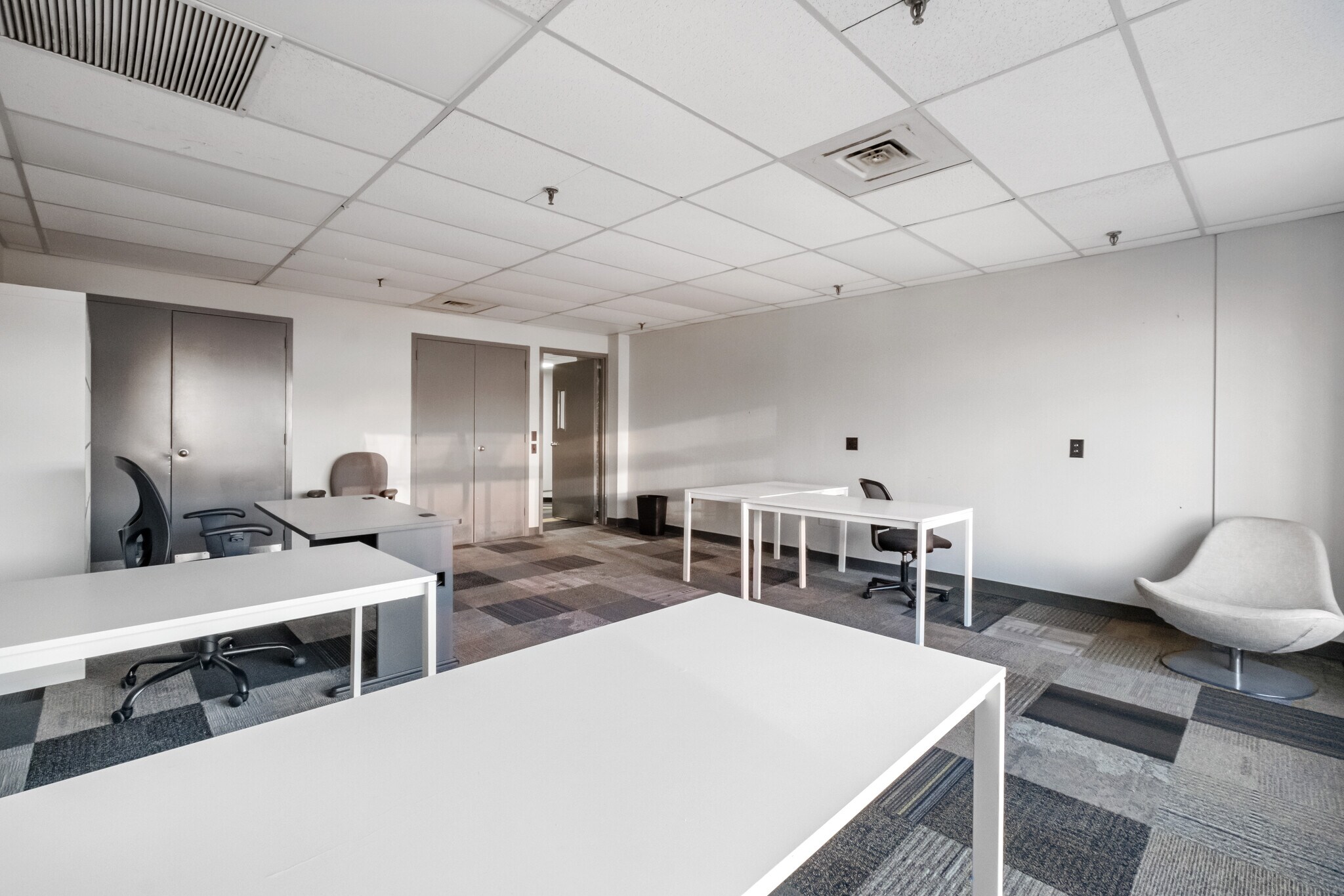 5877 Commerce St, Pittsburgh, PA à louer Photo intérieure- Image 1 de 5