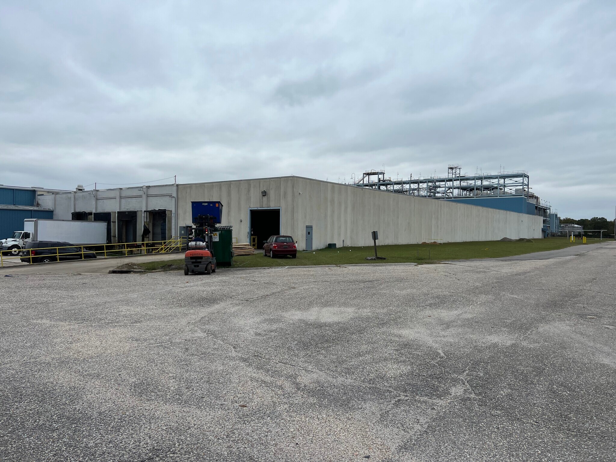 3224 Cedar Creek Rd, Fayetteville, NC for lease Building Photo- Image 1 of 11