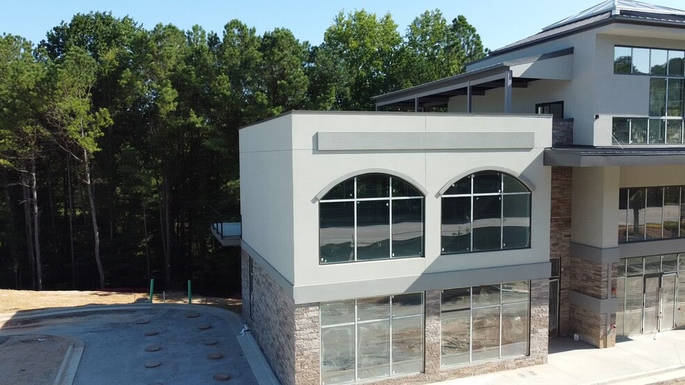 4560 Satellite Blvd, Duluth, GA for lease - Commercial Listing Video - Image 2 of 7