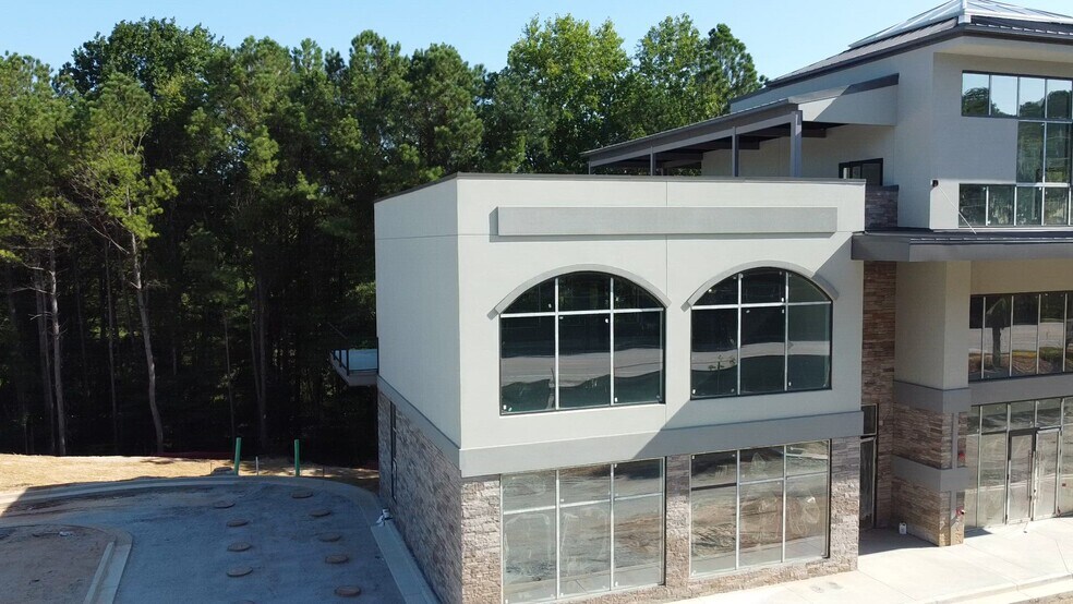 4560 Satellite Blvd, Duluth, GA à louer - Vidéo sur l’inscription commerciale - Image 2 de 7