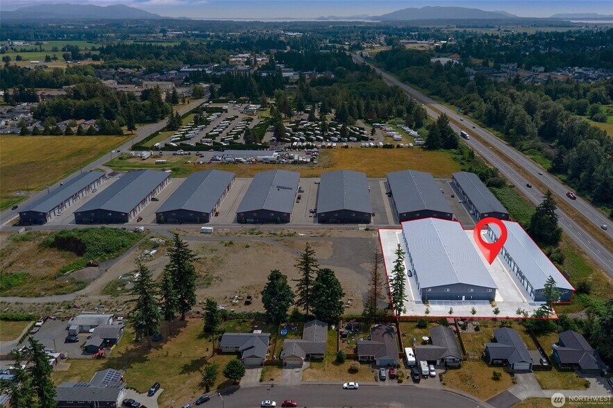 1972 Baltic Way, Ferndale, WA à vendre - Photo du bâtiment - Image 3 de 14