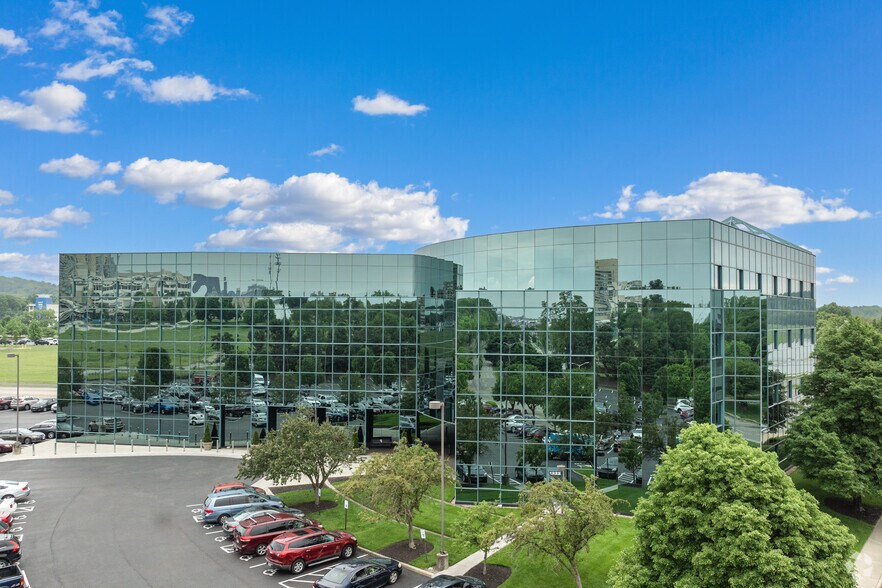 1222 S Patterson Blvd, Dayton, OH à louer - Photo du bâtiment - Image 3 de 21