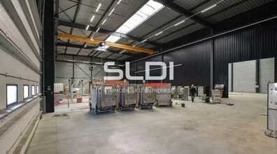 Flex in Genas for lease Building Photo- Image 2 of 3