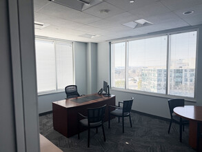 12950 Worldgate Dr, Herndon, VA à louer Photo intérieure- Image 2 de 10