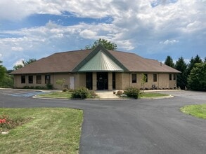 405 Little Lake Dr, Ann Arbor, MI à louer Photo du bâtiment- Image 1 de 9