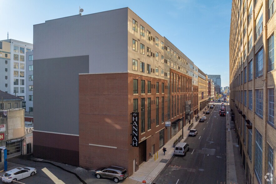 1306 Callowhill St, Philadelphia, PA for lease - Primary Photo - Image 1 of 58
