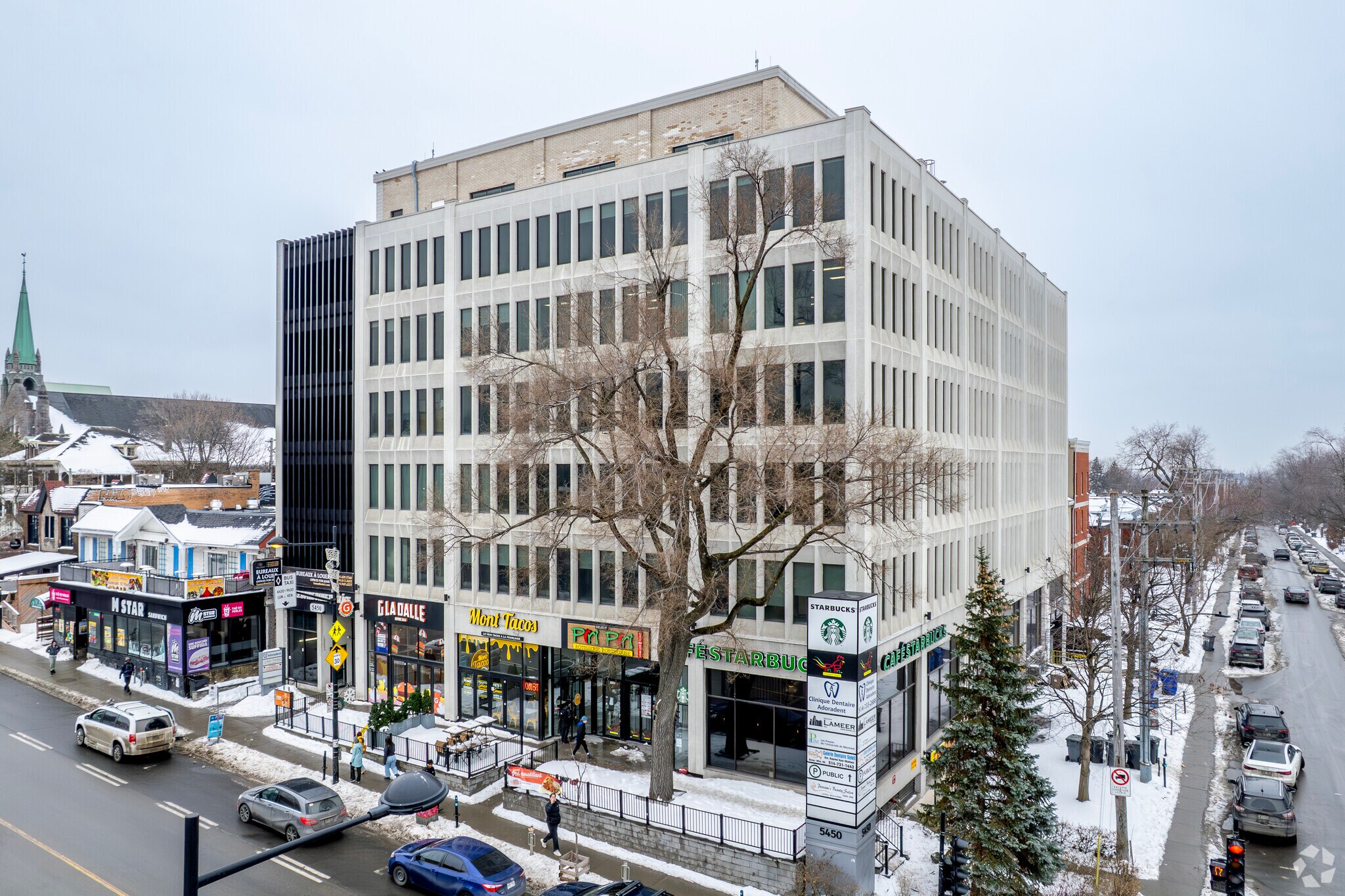 5450-5484 Ch De La Côte-Des-Neiges, Montréal, QC à louer Photo principale- Image 1 de 5