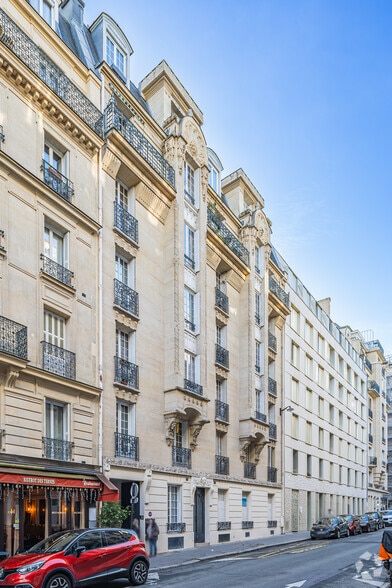 7 Rue Labie, Paris for sale - Primary Photo - Image 1 of 3