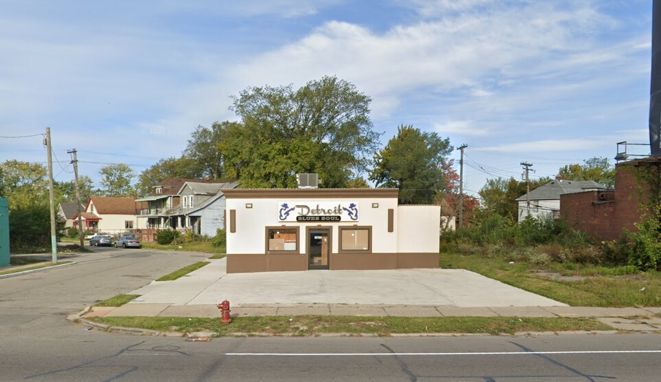 10075 Gratiot Ave, Detroit, MI for sale - Building Photo - Image 1 of 6