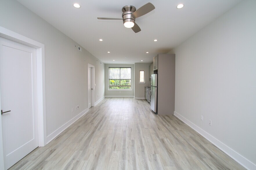 3718 Haverford Ave, Philadelphia, PA à vendre - Photo du bâtiment - Image 3 de 14