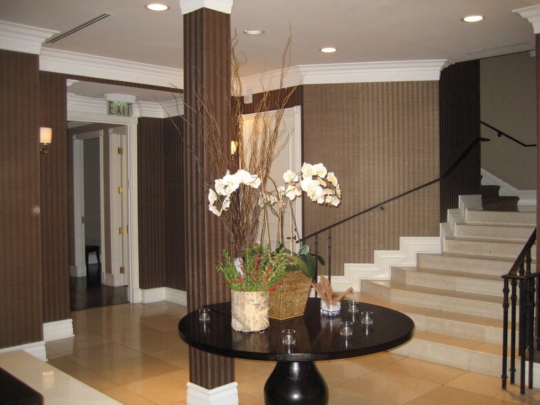 444 N Camden Dr, Beverly Hills, CA à louer - Photo intérieure - Image 2 de 8
