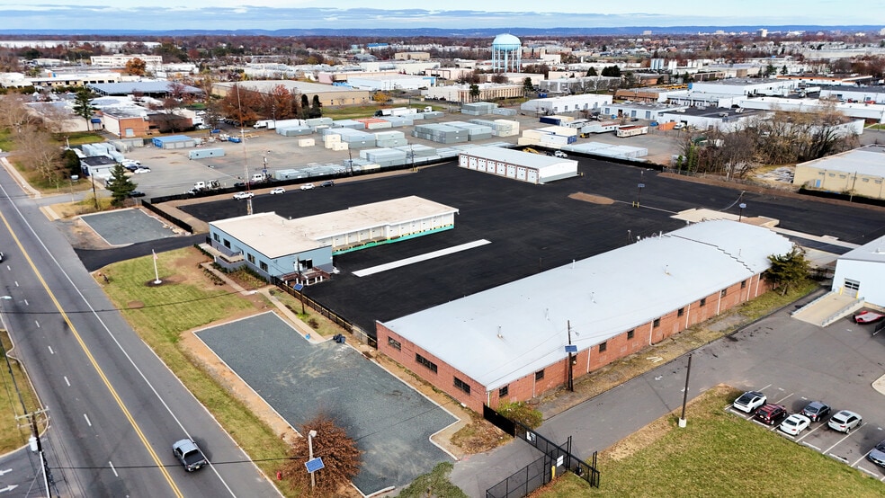 107 How Ln, New Brunswick, NJ for lease - Building Photo - Image 2 of 6