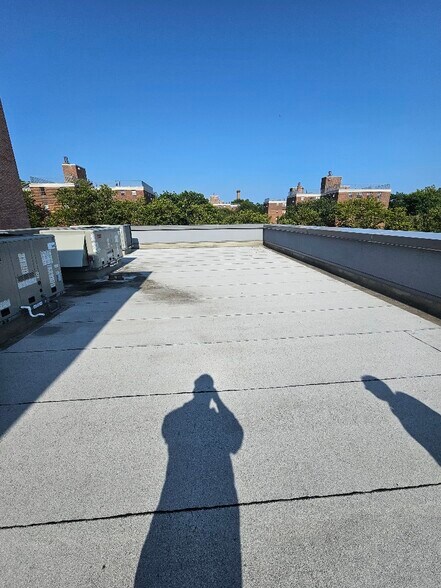 3586 Nostrand Ave, Brooklyn, NY à louer - Photo du bâtiment - Image 2 de 21