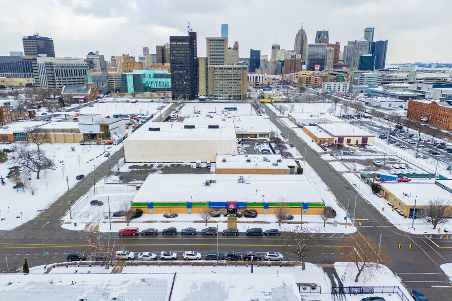 1200 Trumbull St, Detroit, MI à vendre - Photo du bâtiment - Image 2 de 7