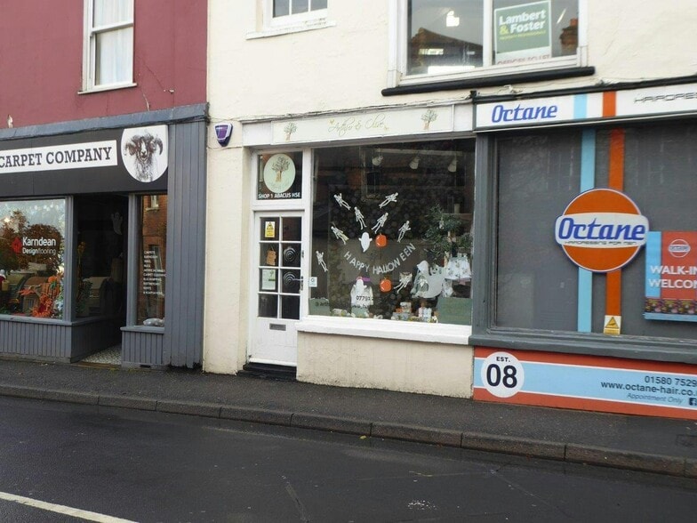 Cranbrook Rd, Hawkhurst for lease - Building Photo - Image 2 of 6