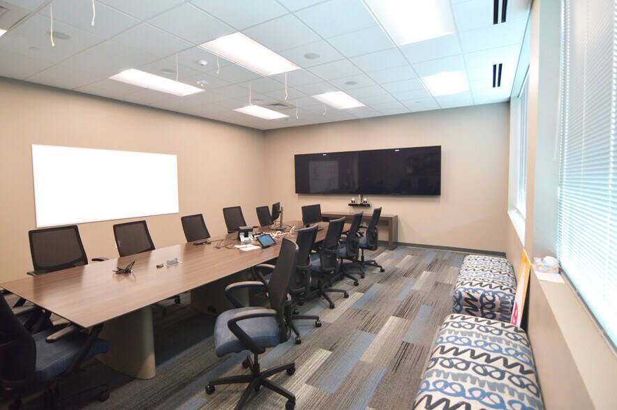 10130 State Highway 151, San Antonio, TX à louer - Photo intérieure - Image 2 de 11