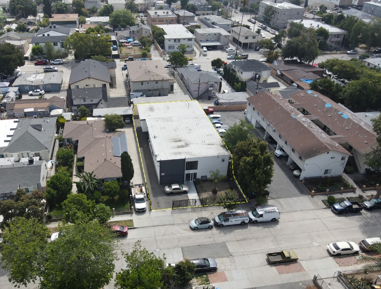 6722 Troost Ave, North Hollywood, CA for sale - Primary Photo - Image 1 of 15
