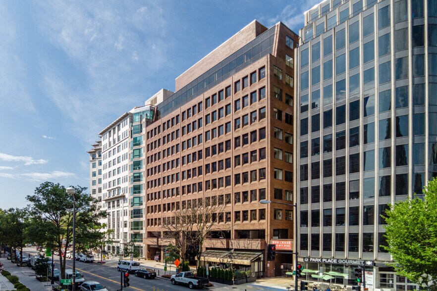 818 Connecticut Ave NW, Washington, DC for lease - Building Photo - Image 1 of 1