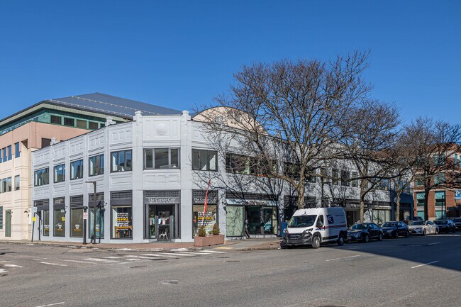 Plus de détails pour 313 Washington St, Newton, MA - Bureau, Bureau/Médical à louer