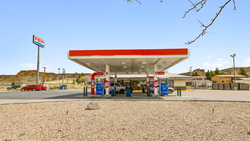 1050 W Flaming Gorge Way, Green River, WY à vendre - Photo du bâtiment - Image 2 de 3