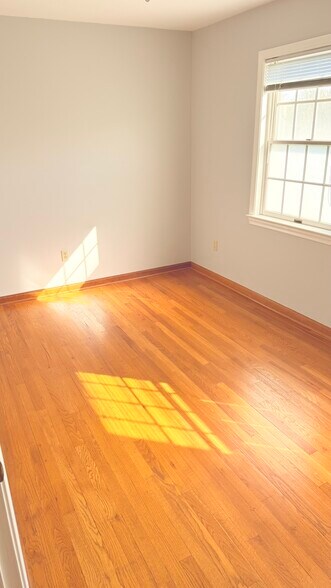 286 Montevue Ln, Frederick, MD à louer - Photo du bâtiment - Image 3 de 18