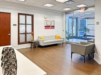 Plus de détails pour 10752 Deerwood Park Blvd, Jacksonville, FL - Coworking à louer
