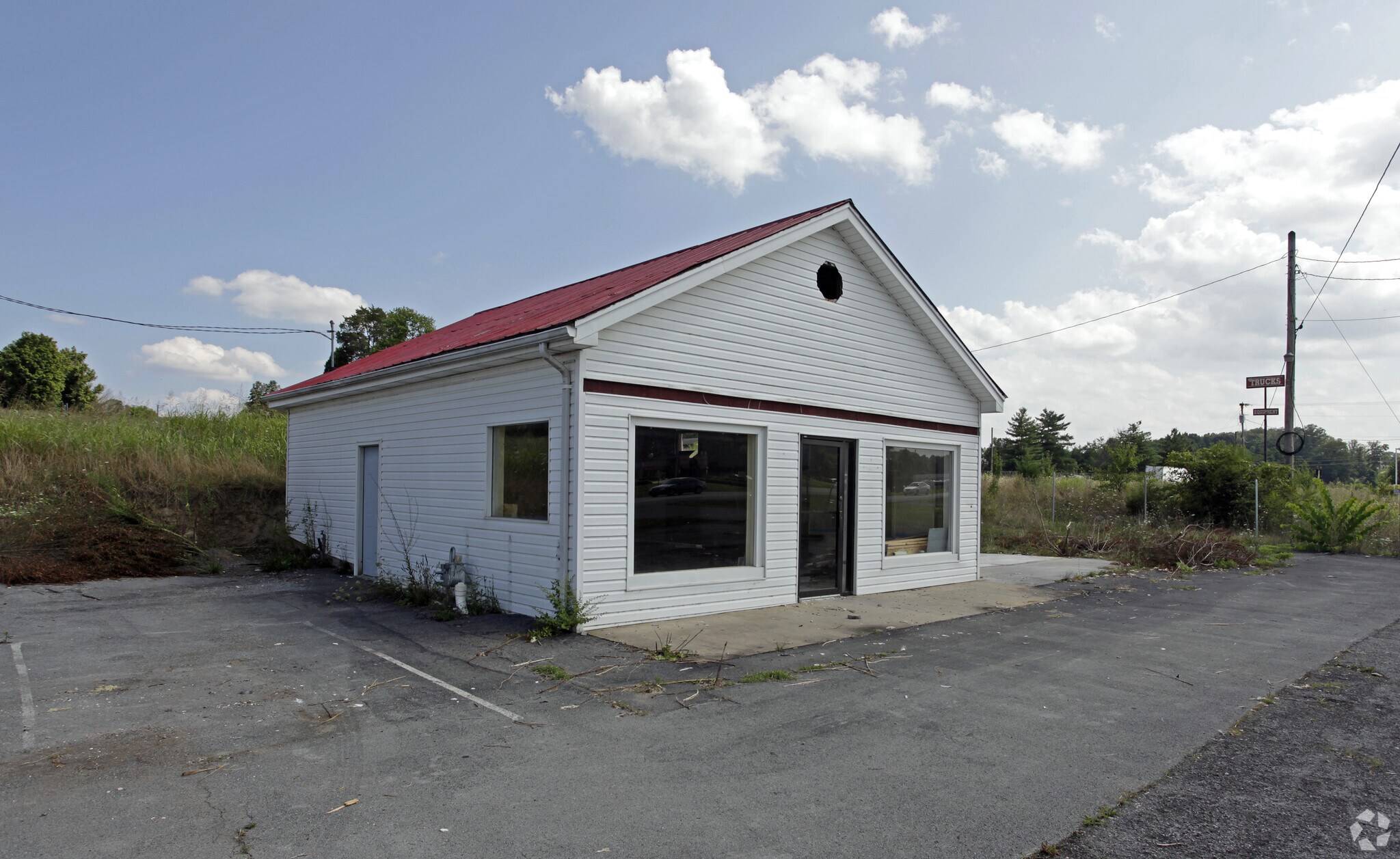 2218 N Charles G Seivers Blvd, Andersonville, TN for sale Primary Photo- Image 1 of 1