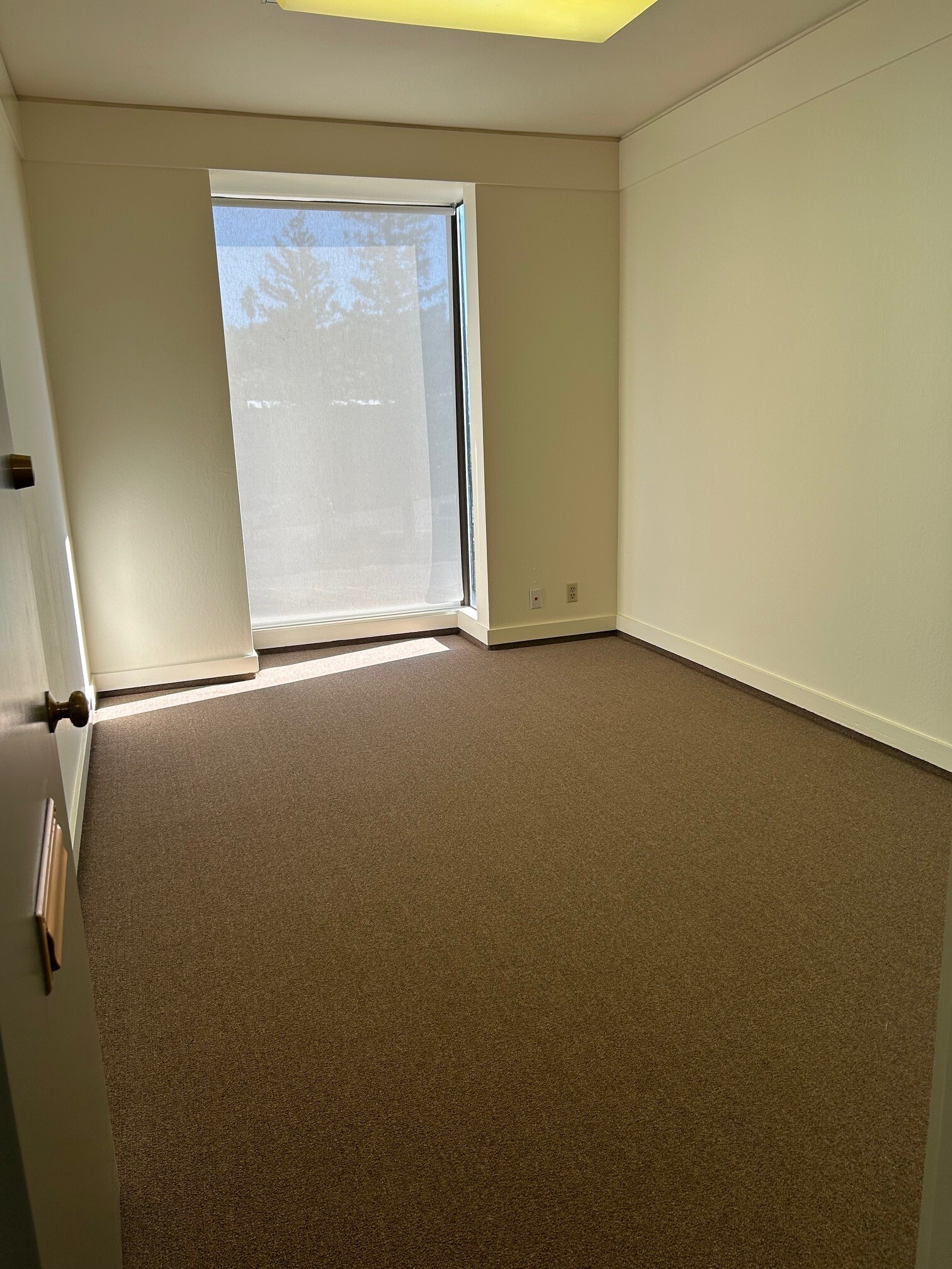 1200 Mt Diablo Blvd, Walnut Creek, CA for lease Interior Photo- Image 1 of 4