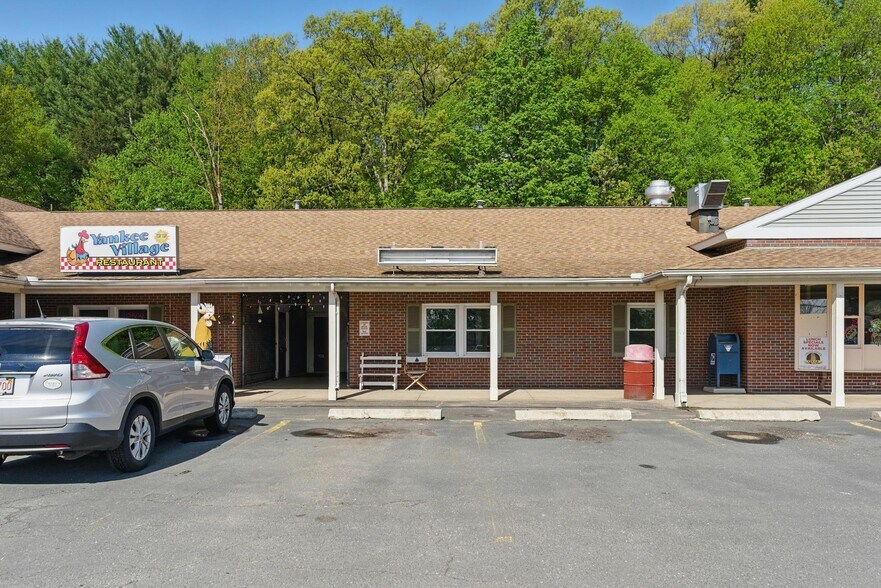 45-65 Southwick Rd, Westfield, MA à louer - Photo du bâtiment - Image 3 de 14