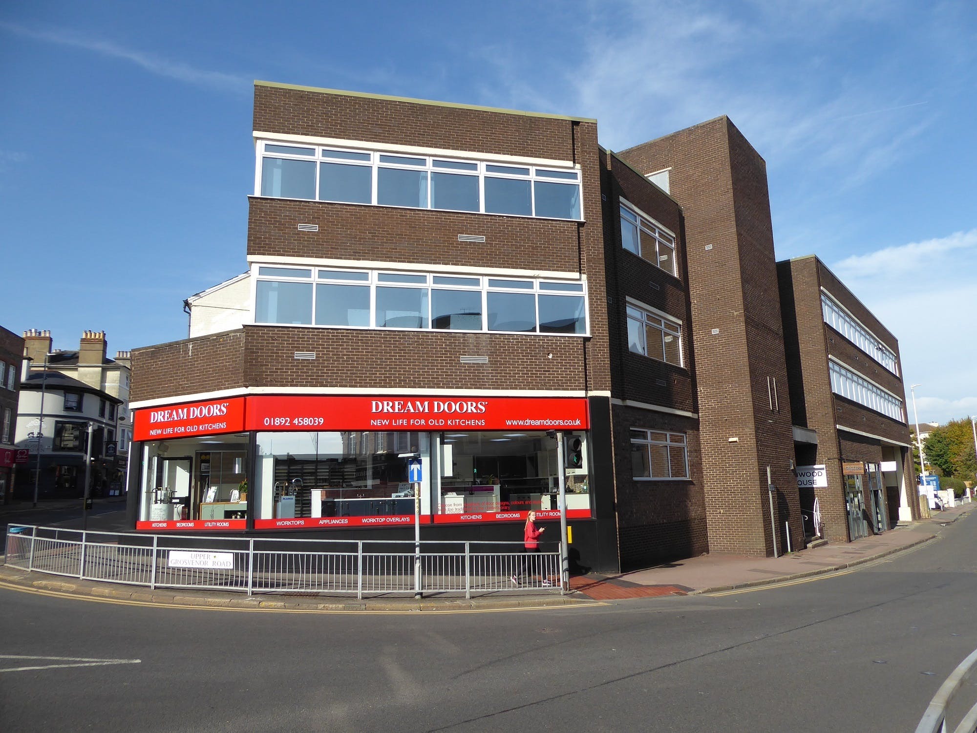 1 Upper Grosvenor Rd, Tunbridge Wells for sale Building Photo- Image 1 of 4