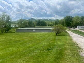 More details for Boat Storage with 3.61 acres to Develop! – for Sale, Morehead, KY