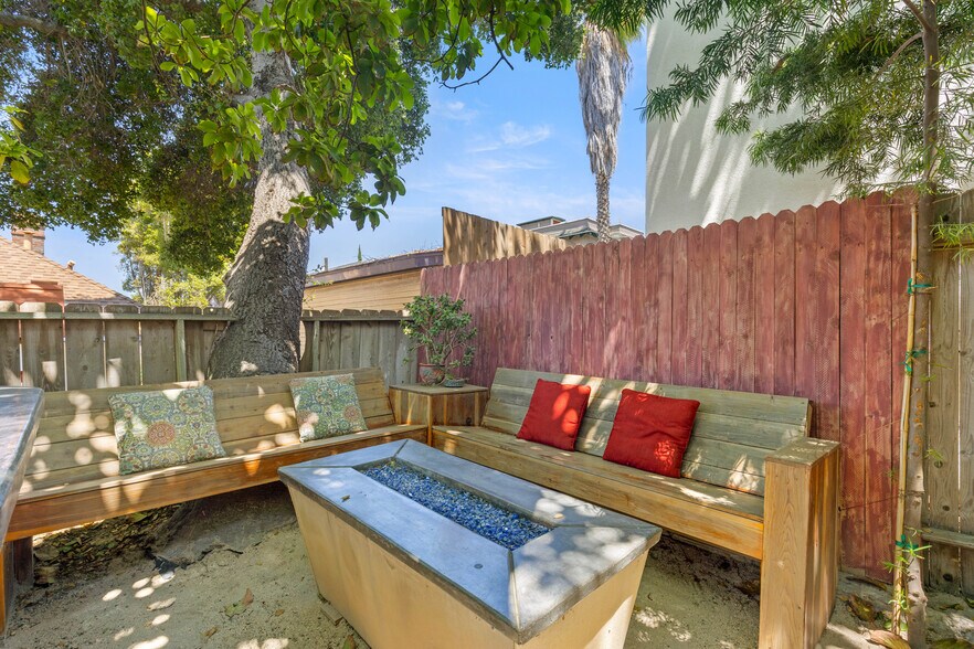 942 23rd St, San Diego, CA à vendre - Photo du bâtiment - Image 3 de 23