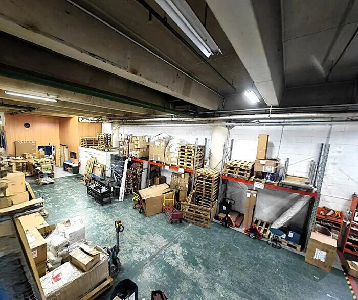 Industriel dans Bagnolet à vendre - Photo du bâtiment - Image 1 de 11