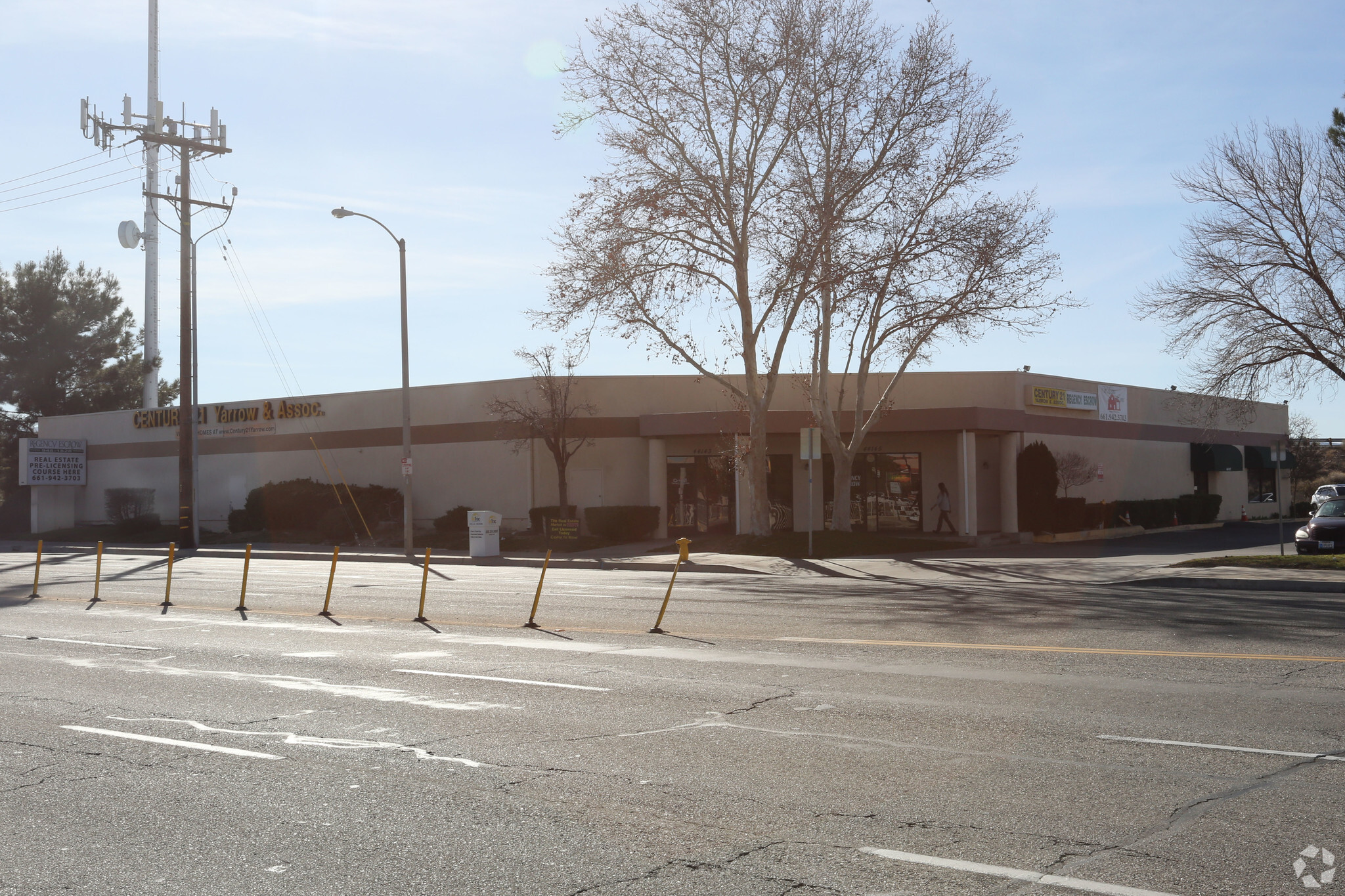 44143-44147 20th St W, Lancaster, CA for lease Primary Photo- Image 1 of 56