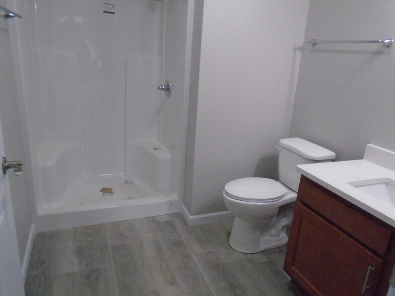 11 Alisha Ln, Columbiana, OH à vendre - Photo du bâtiment - Image 3 de 19