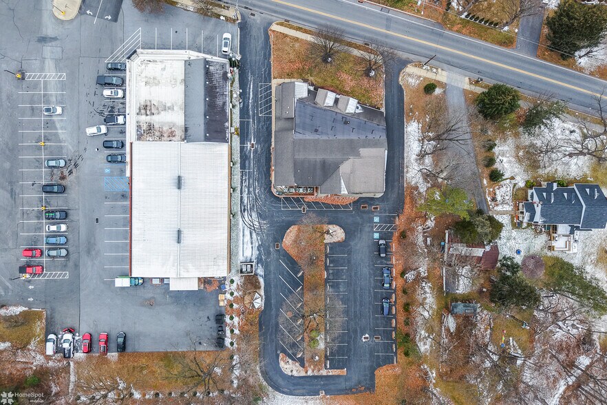 2346 Jacksonville Rd, Bethlehem, PA à vendre - Photo du bâtiment - Image 3 de 62