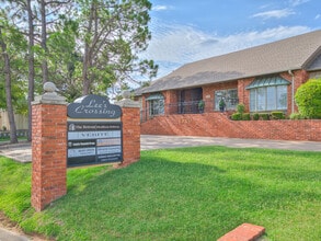 1320 E 9th St, Edmond, OK for lease Interior Photo- Image 2 of 7