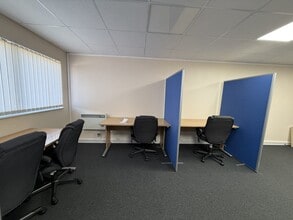 Blackburn Rd, Dunstable for lease Interior Photo- Image 2 of 5