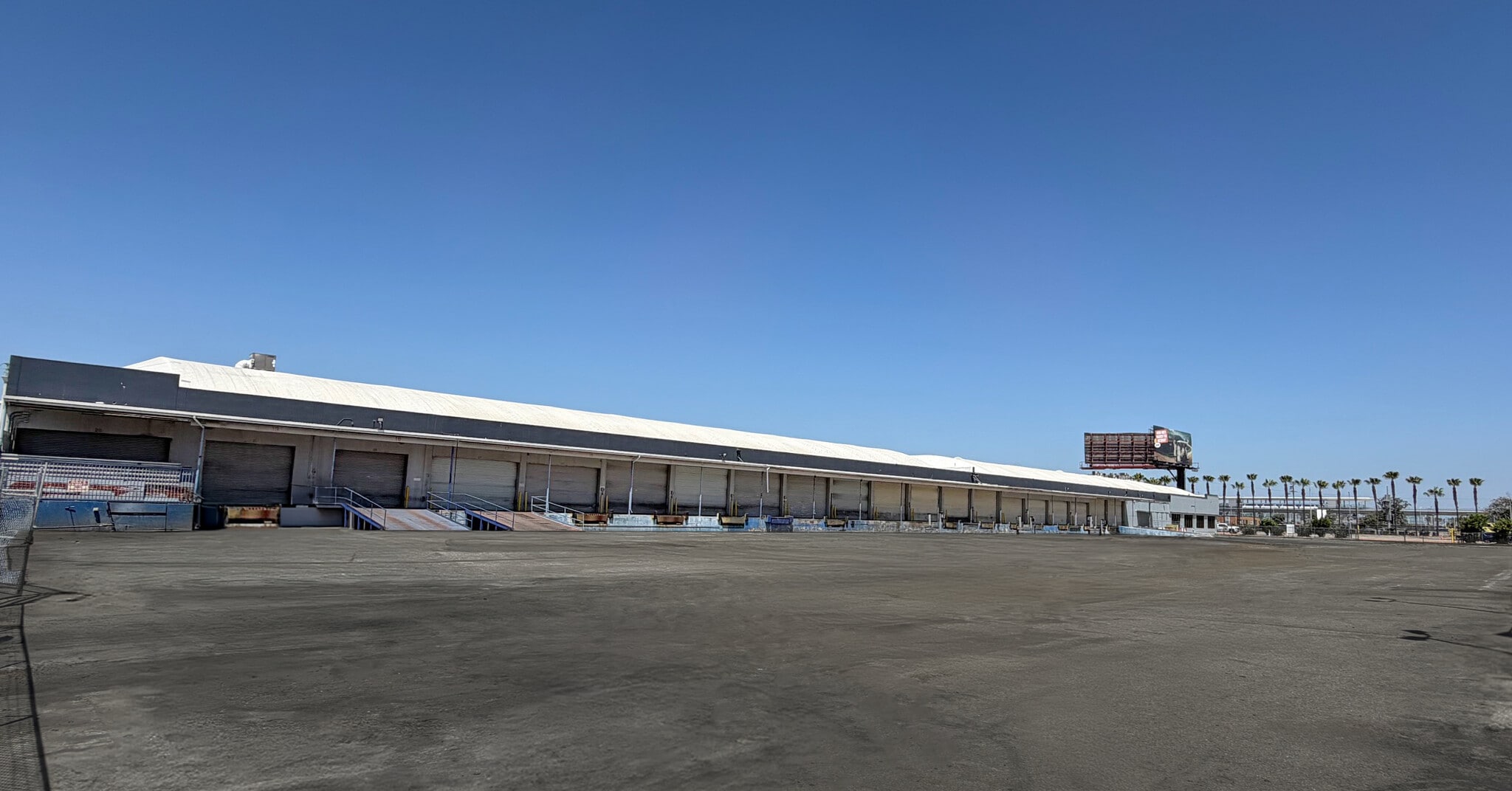 5500 W Century Blvd, Los Angeles, CA for lease Building Photo- Image 1 of 11