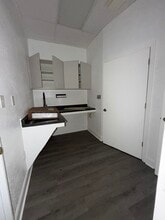 9087 Belcher Rd N, Pinellas Park, FL for lease Interior Photo- Image 2 of 7