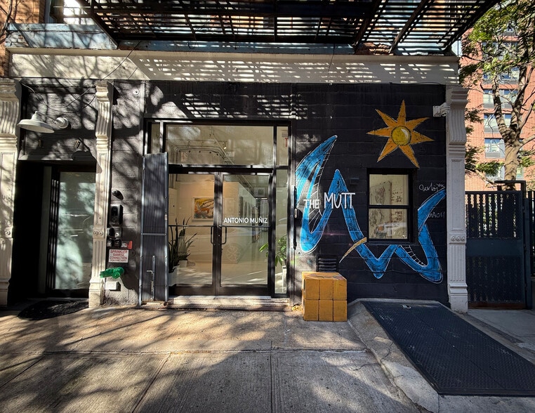 7 Dunham Pl, Brooklyn, NY for lease - Building Photo - Image 1 of 5