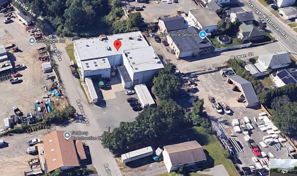 74 Railroad Ave, Johnston, RI à vendre - Photo du bâtiment - Image 2 de 7