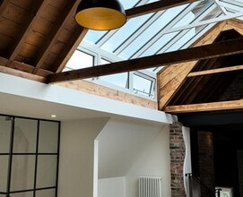 Burdon Ter, Newcastle Upon Tyne for lease Interior Photo- Image 2 of 7