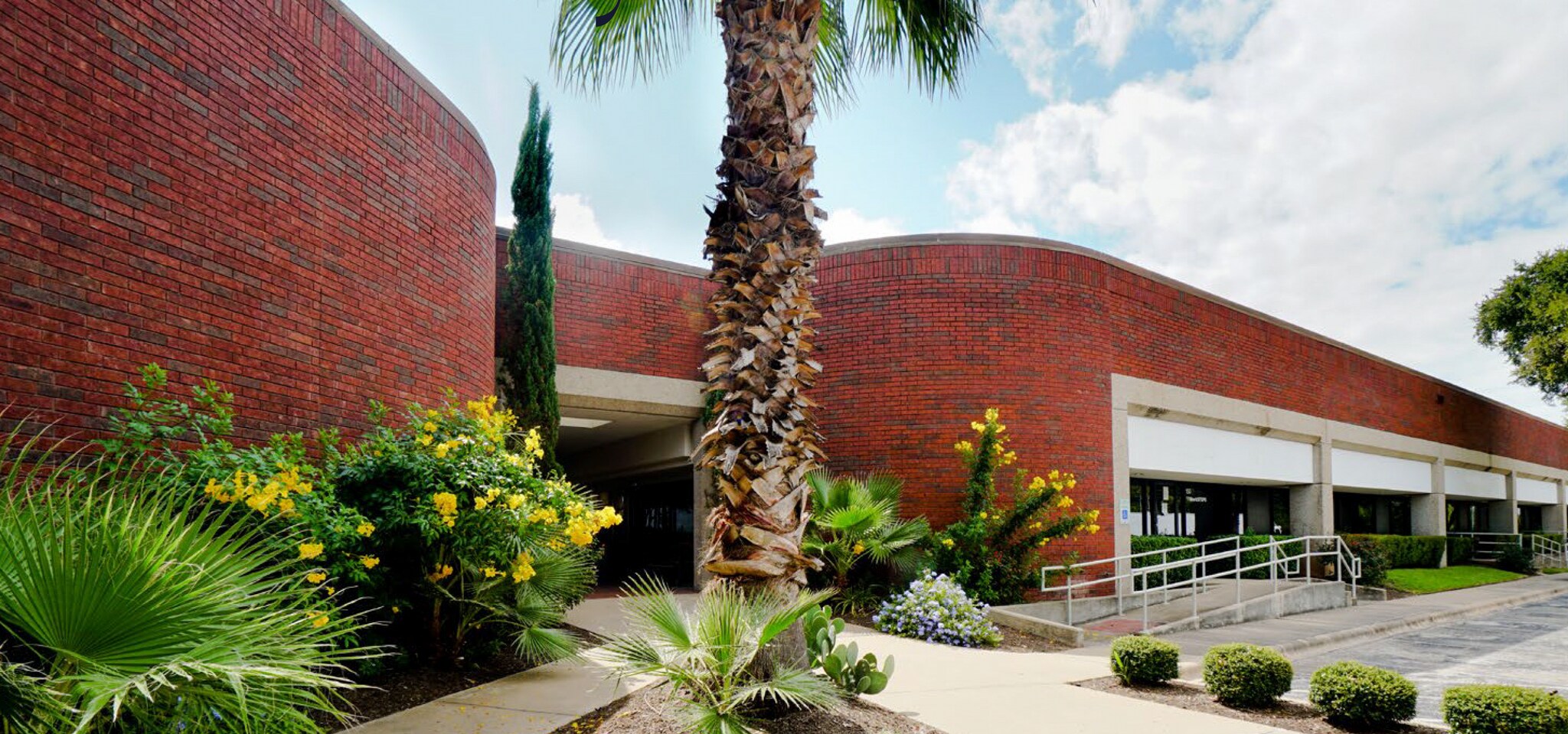 3019 Alvin Devane Blvd, Austin, TX for lease Primary Photo- Image 1 of 16