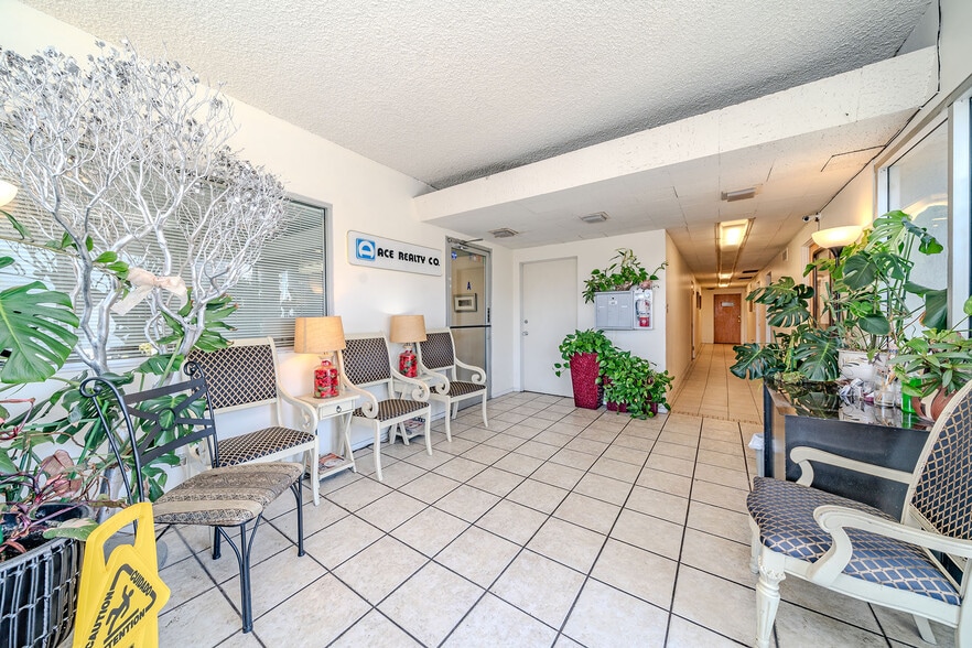 18012 Pioneer Blvd, Artesia, CA for sale - Interior Photo - Image 3 of 3