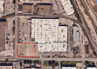 Plus de détails pour 1000 W Crosby Rd, Carrollton, TX - Terrain à louer