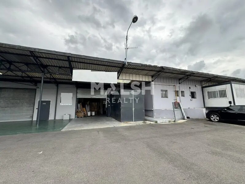 Flex in Villeurbanne for lease Building Photo- Image 1 of 9